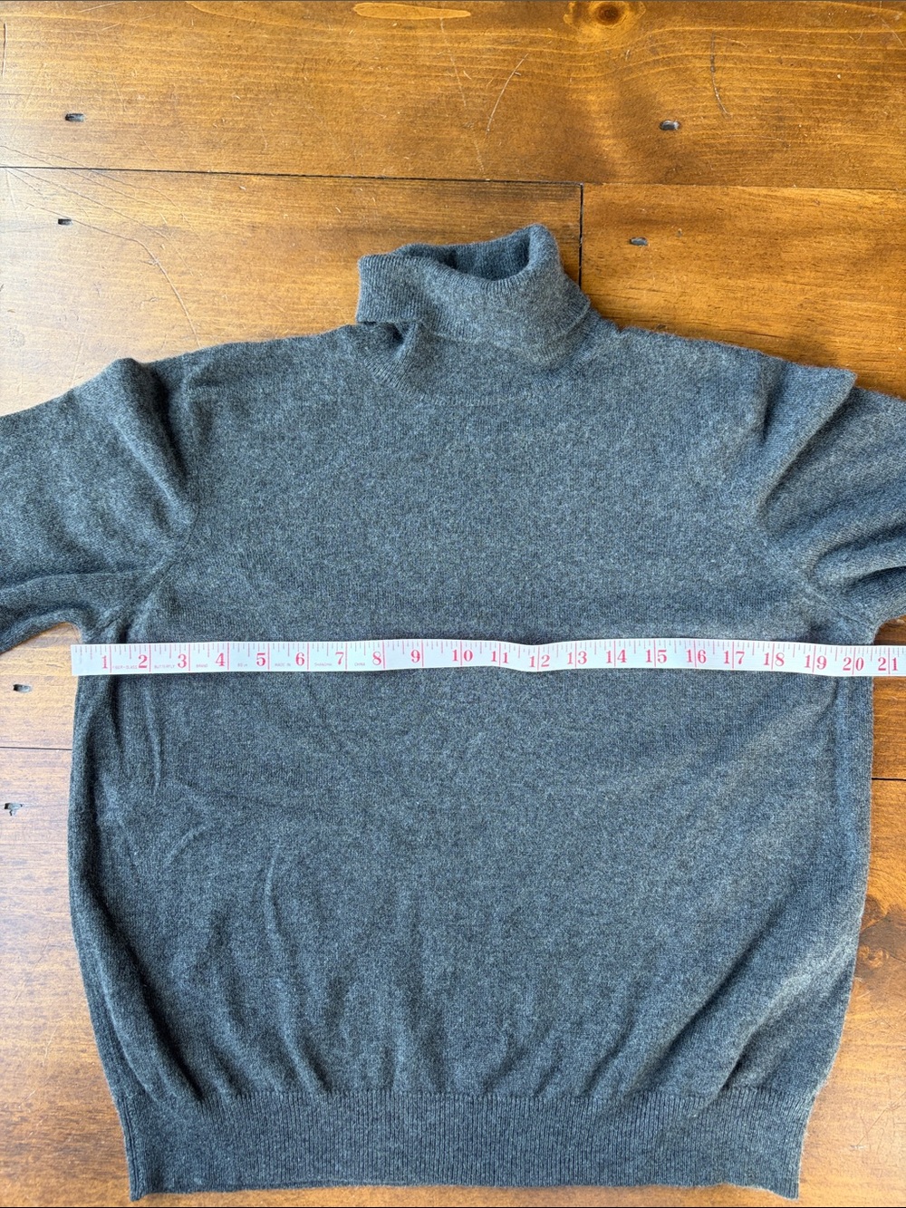 Saks Fifth Avenue Gray Cashmere Turtleneck Sweater Sz XL - Picture 9 of 12